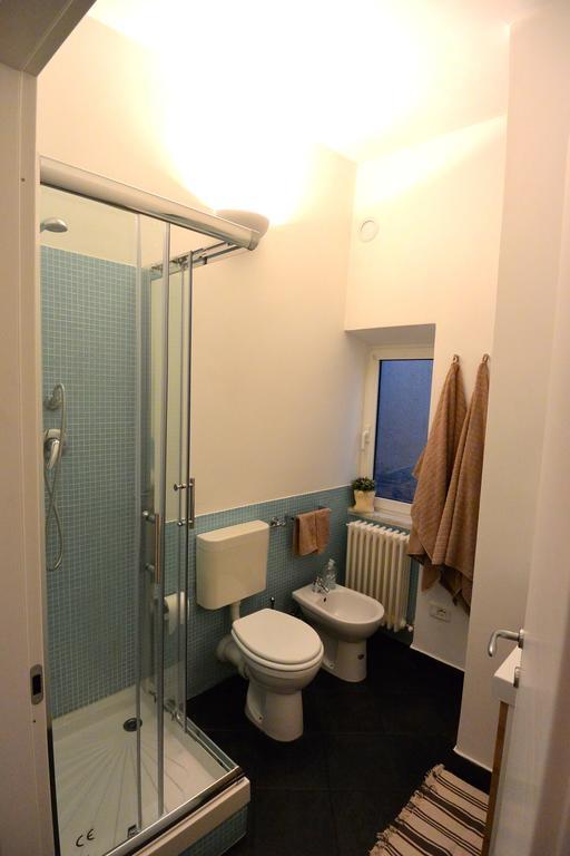 Appartamento Dei Sassetti Savona Quarto foto